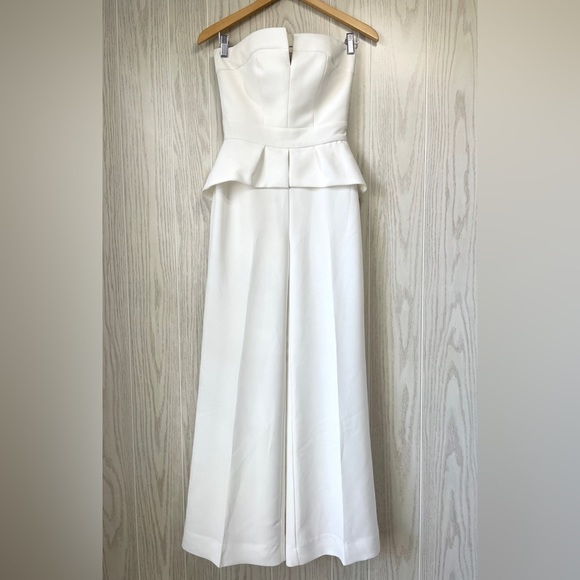 Cue Pants - CUE Strapless White Wide-Leg Jumpsuit AU 6 / US 2 EUC